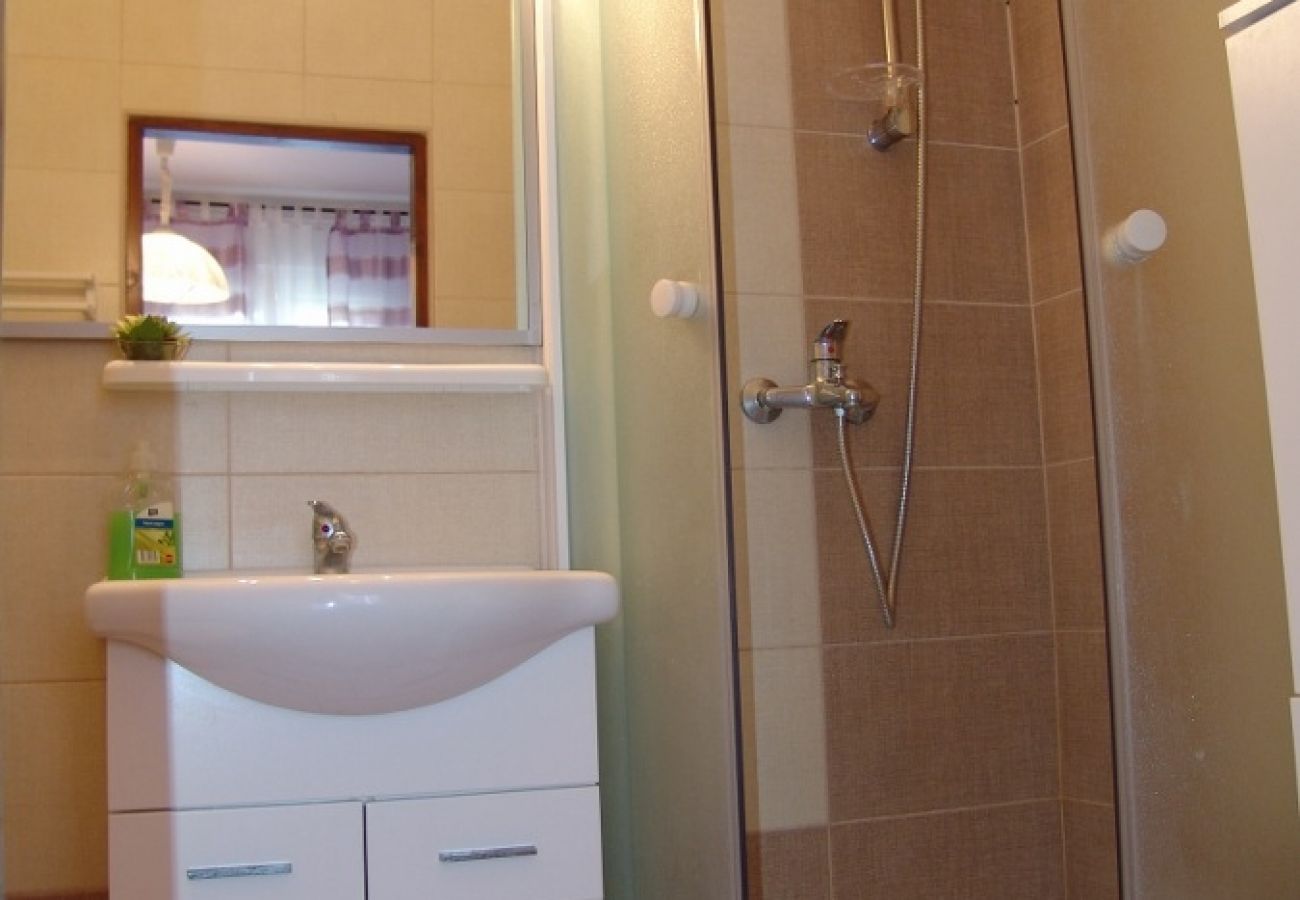 Apartament w Baška - Apartament w Baška z taras, Klimatyzacja, WIFI (4863-2)