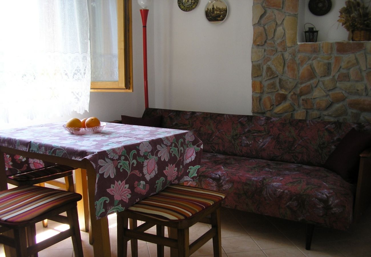 Apartament w Icici - Apartament w Ičići z Widok na morze, taras, WIFI (4870-1)