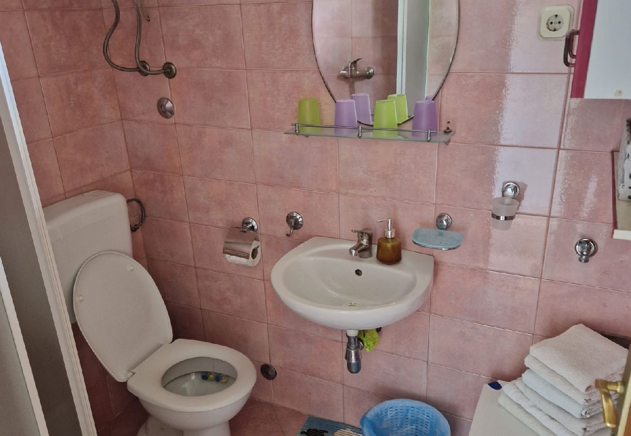 Apartament w Icici - Apartament w Ičići z Widok na morze, taras, WIFI (4870-1)