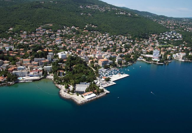 Apartament w Icici - Apartament w Ičići z Widok na morze, taras, WIFI (4870-3) Apartament w Icici - Apartament w Ičići z Widok na morze, taras, WIFI (4870-3)