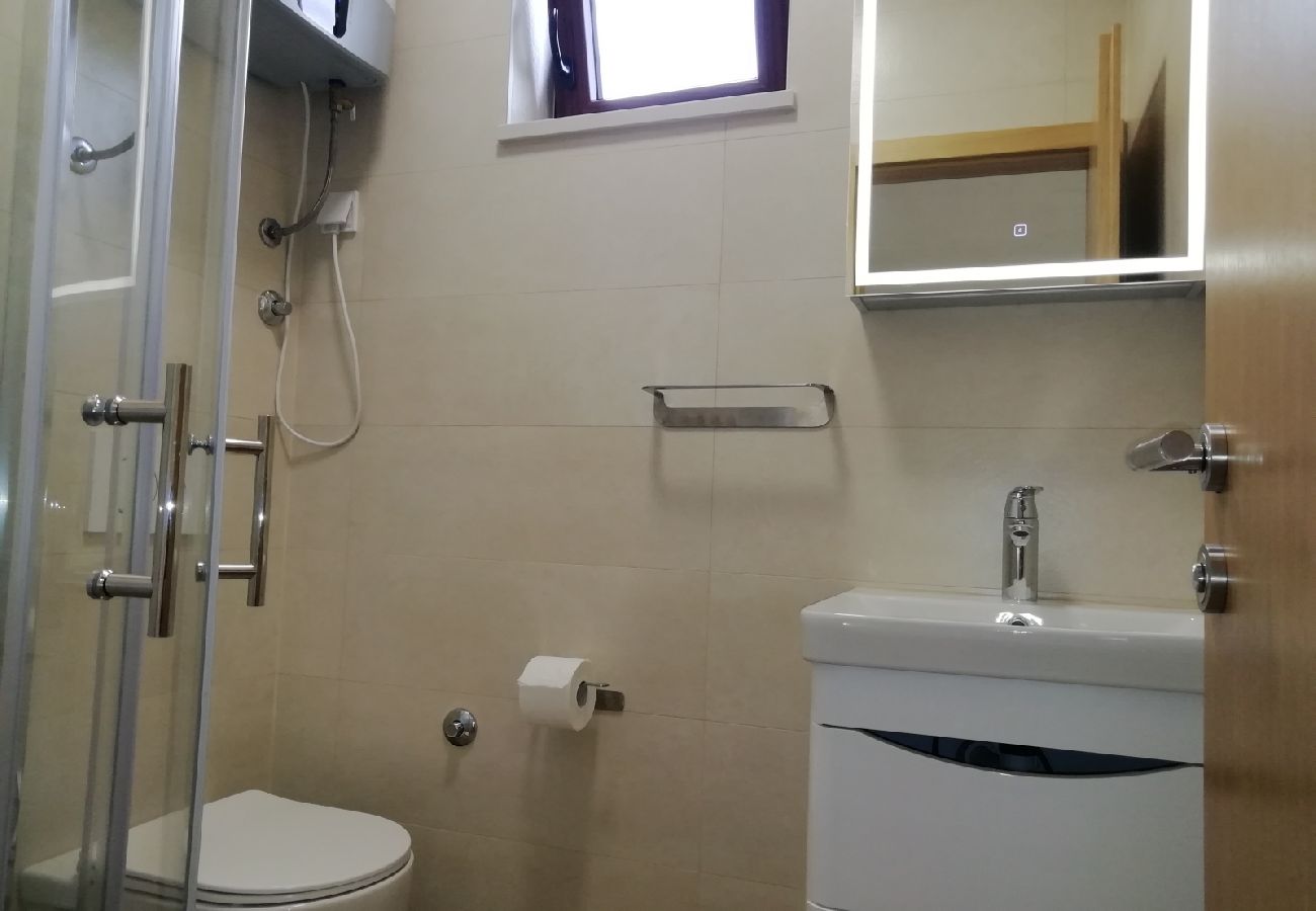 Studio w Nin - Apartament Studio w Nin z Widok na morze, taras, Klimatyzacja, WIFI (4868-1)