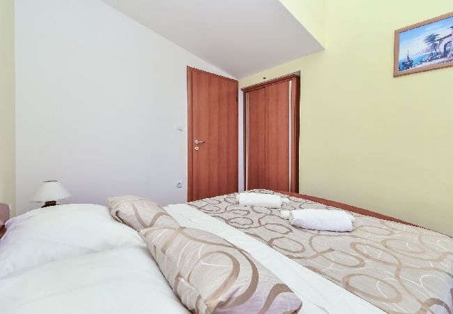 Apartament w Pisak - Apartament w Pisak z Widok na morze, taras, Klimatyzacja, WIFI (4871-3) Apartament w Pisak - Apartament w Pisak z Widok na morze, taras, Klimatyzacja, WIFI (4871-3)