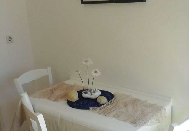 Studio w Hvar - Apartament Studio w Hvar z taras, Klimatyzacja, WIFI, Pralka (4858-1) Studio w Hvar - Apartament Studio w Hvar z taras, Klimatyzacja, WIFI, Pralka (4858-1)