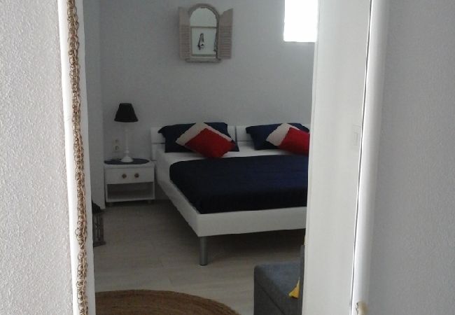 Studio w Hvar - Apartament Studio w Hvar z taras, Klimatyzacja, WIFI, Pralka (4858-1) Studio w Hvar - Apartament Studio w Hvar z taras, Klimatyzacja, WIFI, Pralka (4858-1)