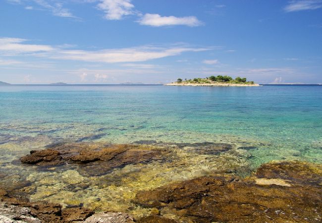 Apartament w Tisno - Apartament w Tisno z Widok na morze, balkon, Klimatyzacja, WIFI (4874-4) Apartament w Tisno - Apartament w Tisno z Widok na morze, balkon, Klimatyzacja, WIFI (4874-4)