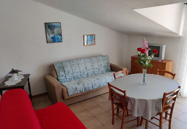Apartament w Tisno - Apartament w Tisno z Widok na morze, balkon, Klimatyzacja, WIFI (4874-1) Apartament w Tisno - Apartament w Tisno z Widok na morze, balkon, Klimatyzacja, WIFI (4874-1)