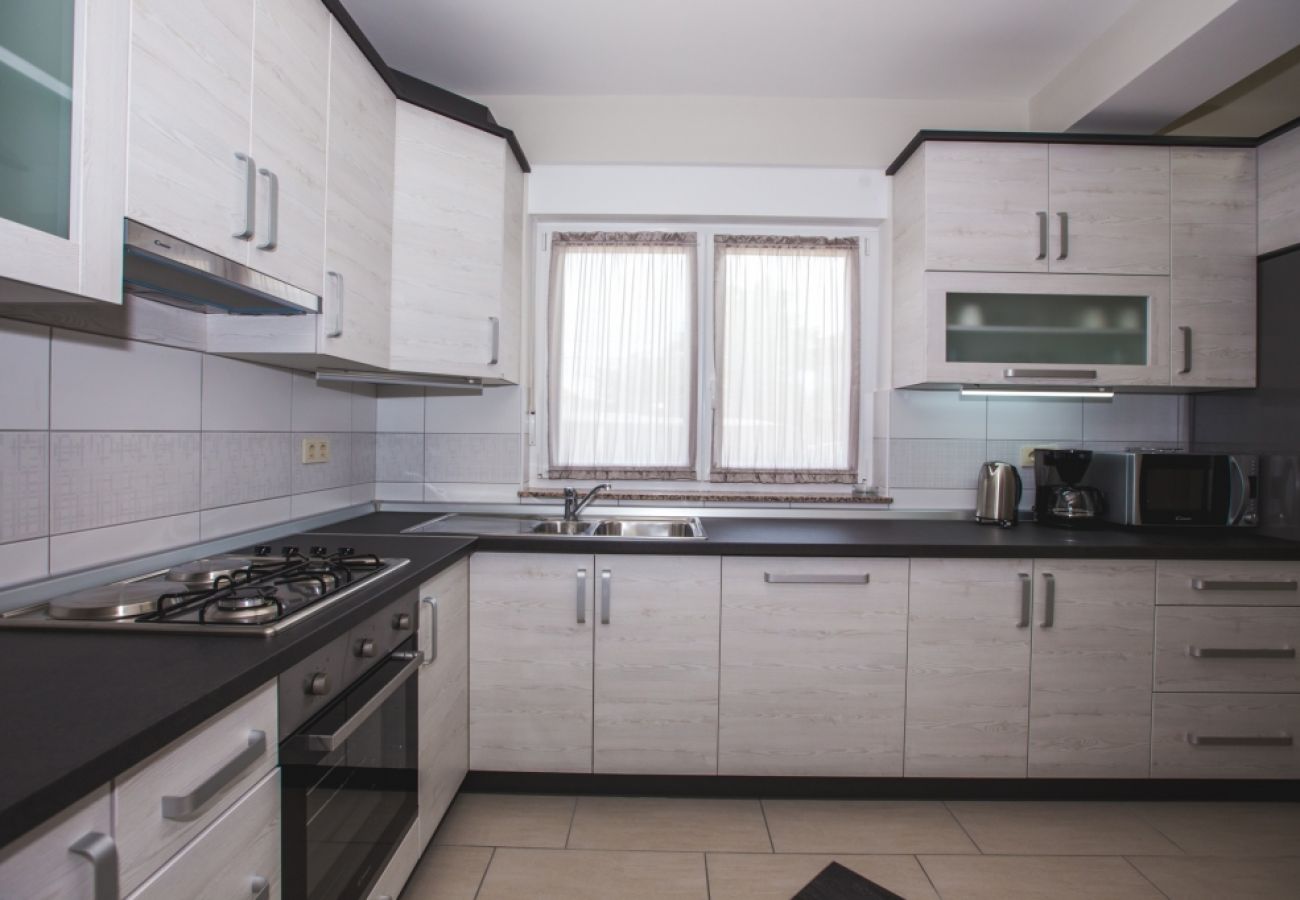 Apartament w Lopar - Apartament w Lopar z balkon, Klimatyzacja, WIFI, Pralka (4885-1)