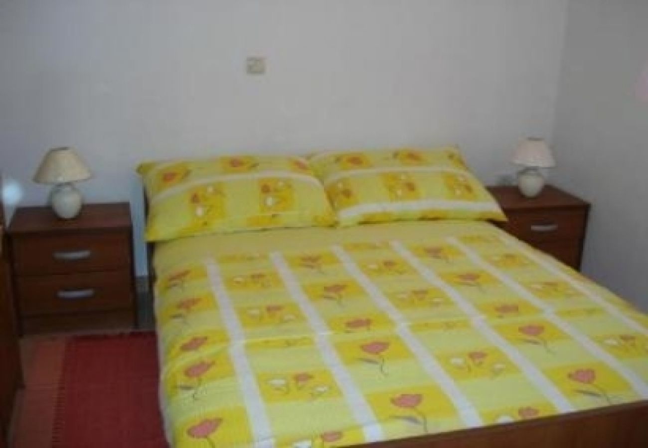 Apartament w Jadranovo - Apartament w Jadranovo z Widok na morze, taras, Klimatyzacja, WIFI (4881-2)