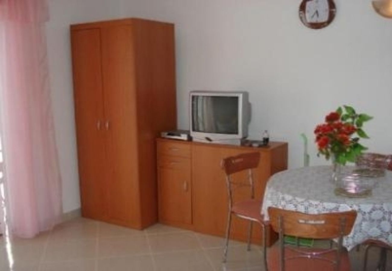 Apartament w Jadranovo - Apartament w Jadranovo z Widok na morze, taras, Klimatyzacja, WIFI (4881-2)