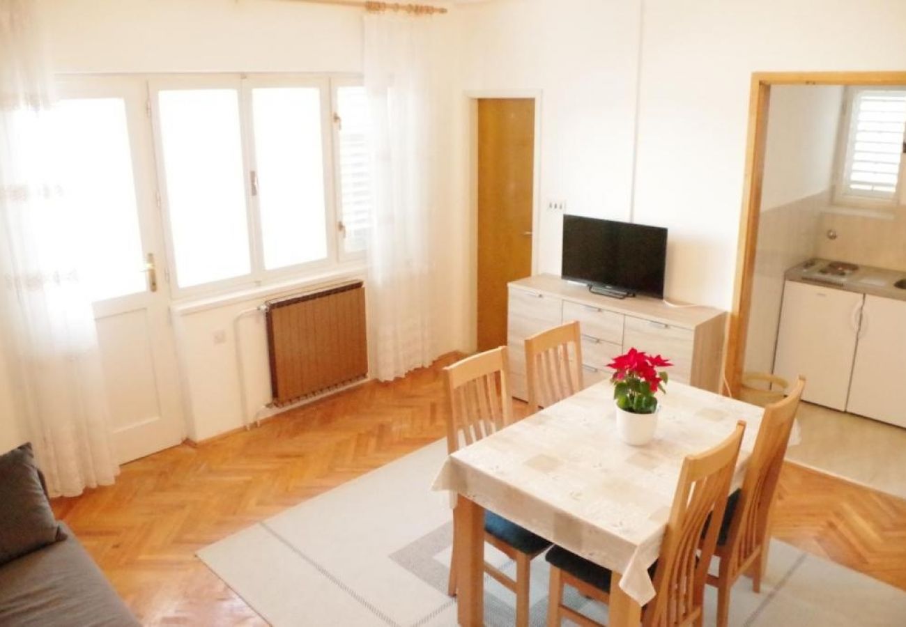 Apartament w Tisno - Apartament w Tisno z Widok na morze, balkon, Klimatyzacja, WIFI (4874-3)