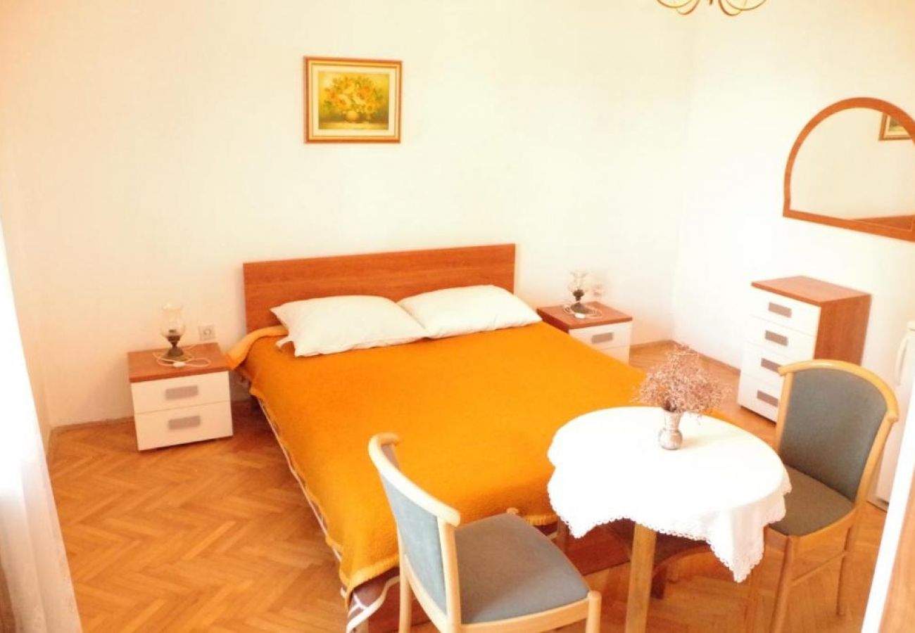 Apartament w Tisno - Apartament w Tisno z Widok na morze, balkon, Klimatyzacja, WIFI (4874-3)