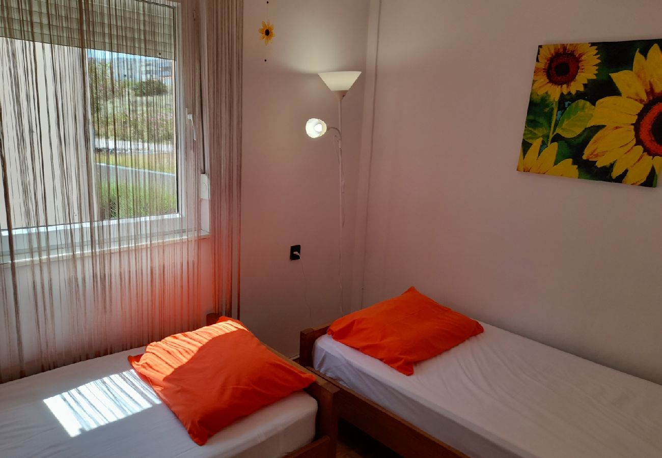 Apartament w Pag - Apartament w Pag z Widok na morze, taras, Klimatyzacja, WIFI (4891-1)