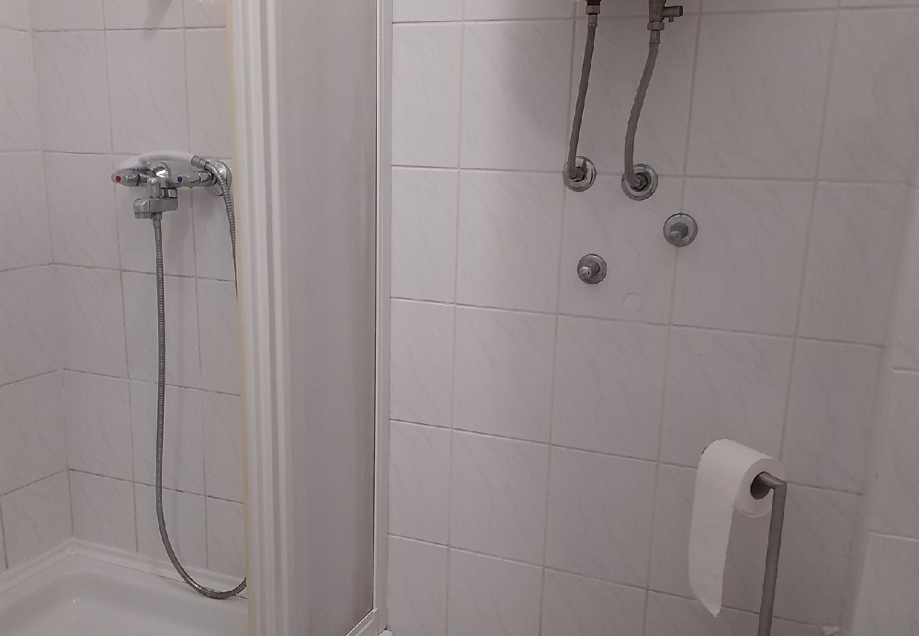 Apartament w Pag - Apartament w Pag z Widok na morze, taras, Klimatyzacja, WIFI (4891-1)