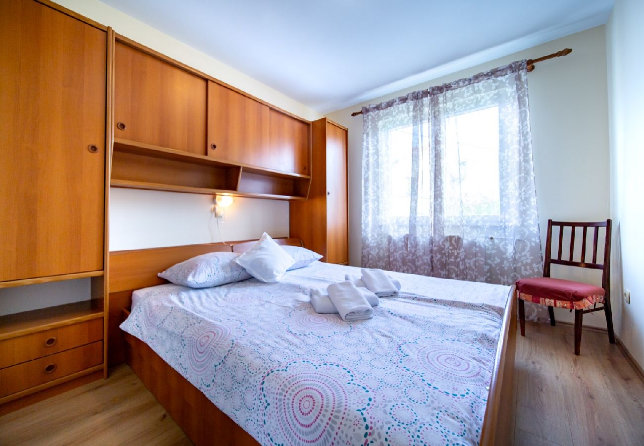 Apartament w Lopar - Apartament w Lopar z balkon, Klimatyzacja, WIFI, Pralka (4886-2)