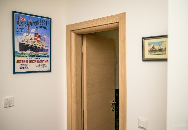 Apartament w Mali Lošinj - Apartament w Mali Lošinj z Widok na morze, balkon, Klimatyzacja, WIFI (4896-1) Apartament w Mali Lošinj - Apartament w Mali Lošinj z Widok na morze, balkon, Klimatyzacja, WIFI (4896-1)