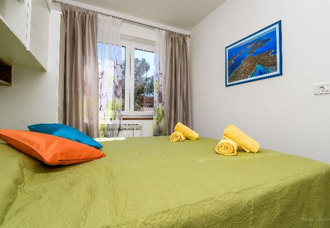Apartament w Mali Lošinj - Apartament w Mali Lošinj z Widok na morze, balkon, Klimatyzacja, WIFI (4896-1) Apartament w Mali Lošinj - Apartament w Mali Lošinj z Widok na morze, balkon, Klimatyzacja, WIFI (4896-1)