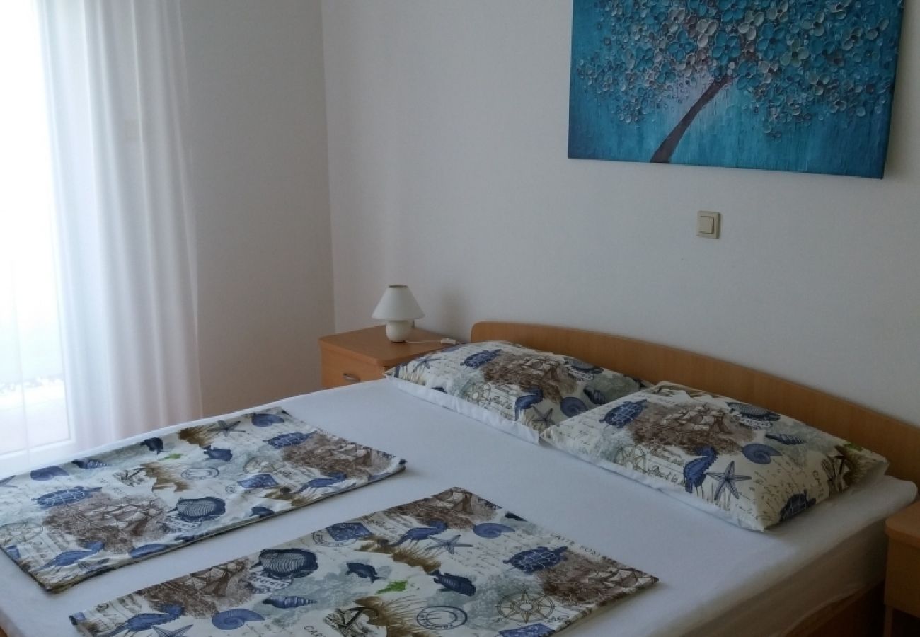 Apartament w Supetarska Draga - Apartament w Supetarska Draga z Widok na morze, taras, Klimatyzacja, WIFI (4894-2)