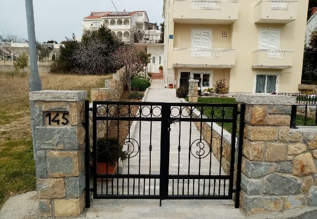 Apartament w Banjol - Apartament w Banjol z balkon, Klimatyzacja, WIFI, Zmywarka (4888-1) Apartament w Banjol - Apartament w Banjol z balkon, Klimatyzacja, WIFI, Zmywarka (4888-1)