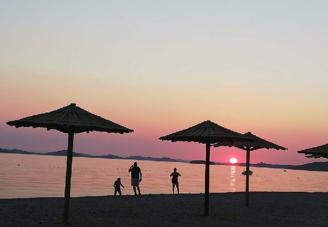 Apartament w Pirovac - Apartament w Pirovac z Widok na morze, taras, Klimatyzacja, WIFI (4925-1) Apartament w Pirovac - Apartament w Pirovac z Widok na morze, taras, Klimatyzacja, WIFI (4925-1)