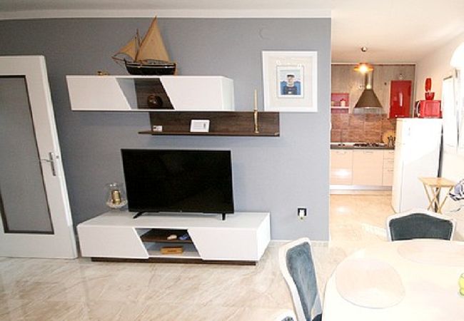 Apartament w Fažana - Apartament w Fažana z taras, Klimatyzacja, WIFI, Pralka (4957-1) Apartament w Fažana - Apartament w Fažana z taras, Klimatyzacja, WIFI, Pralka (4957-1)