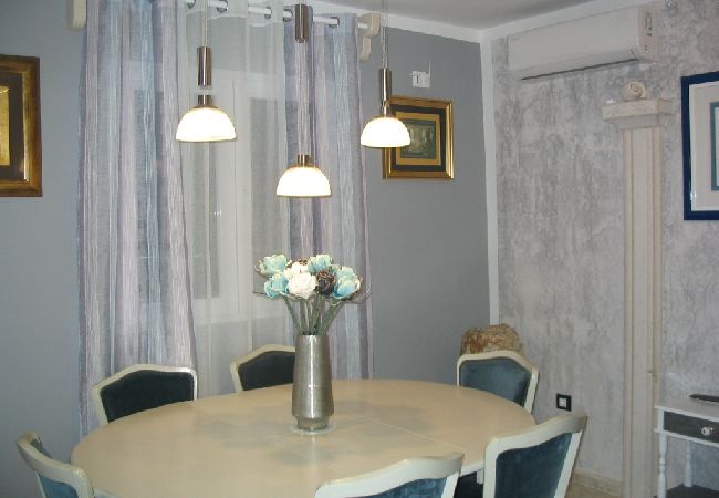 Apartament w Fažana - Apartament w Fažana z taras, Klimatyzacja, WIFI, Pralka (4957-1) Apartament w Fažana - Apartament w Fažana z taras, Klimatyzacja, WIFI, Pralka (4957-1)