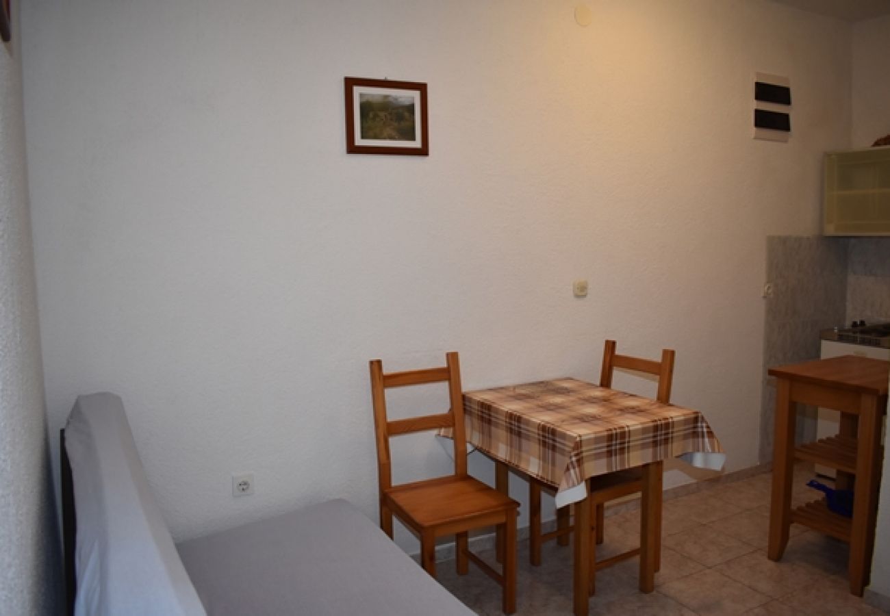 Apartament w Drage - Apartament w Drage z balkon, Klimatyzacja, WIFI (5013-1)