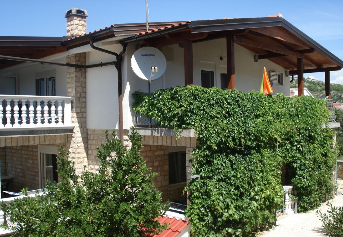 Apartament w Drage - Apartament w Drage z balkon, Klimatyzacja, WIFI (5013-1)