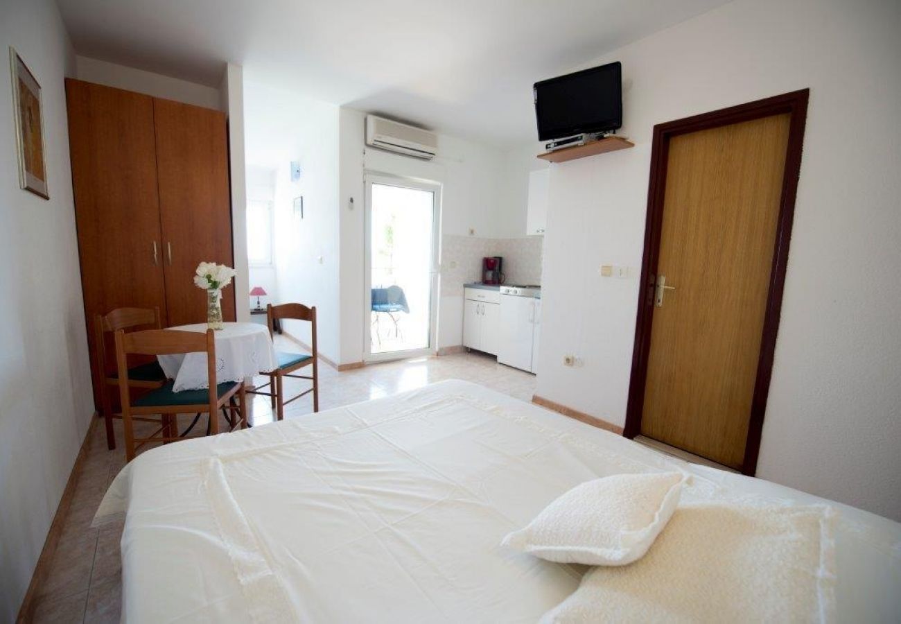 Studio w Duce - Apartament Studio w Duće z Widok na morze, balkon, Klimatyzacja, WIFI (132-1)