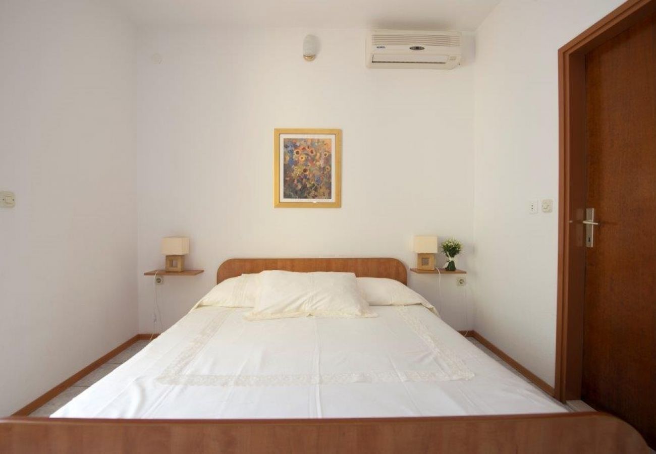 Studio w Duce - Apartament Studio w Duće z Widok na morze, balkon, Klimatyzacja, WIFI (132-8)