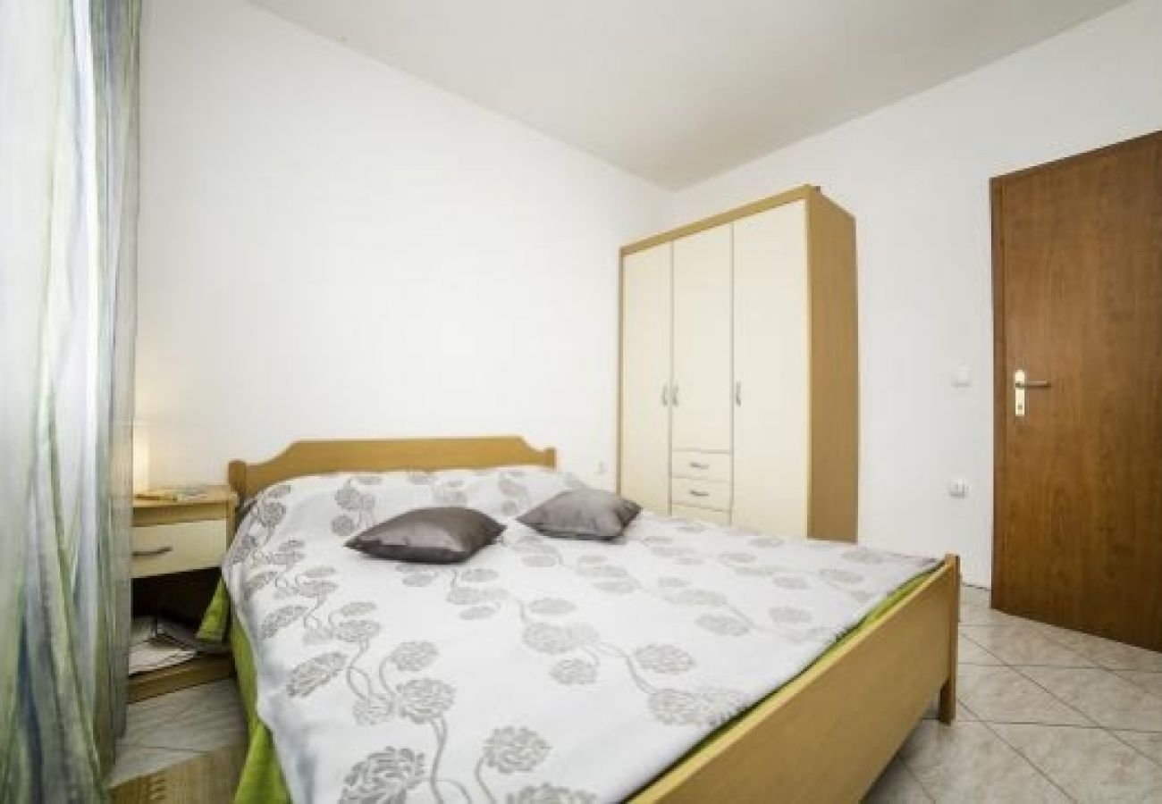 Apartament w Povlja - Apartament w Povlja z Widok na morze, balkon, Klimatyzacja, WIFI (4936-2)