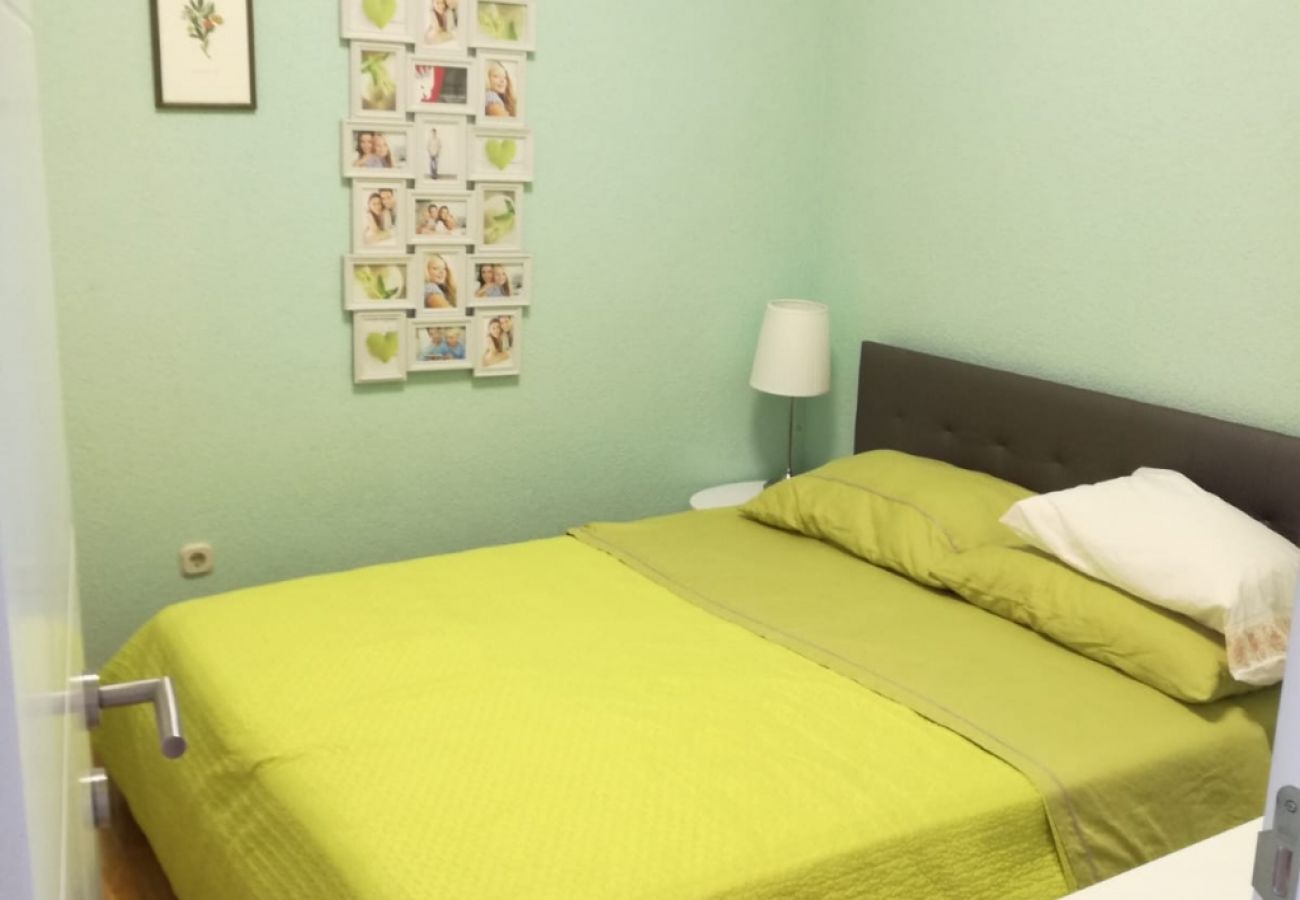 Apartament w Drašnice - Apartament w Drašnice z Widok na morze, taras, Klimatyzacja, WIFI (4992-5)