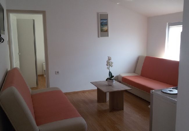 Apartament w Vir - Apartament w Vir z Widok na morze, balkon, Klimatyzacja, WIFI (3777-2) Apartament w Vir - Apartament w Vir z Widok na morze, balkon, Klimatyzacja, WIFI (3777-2)