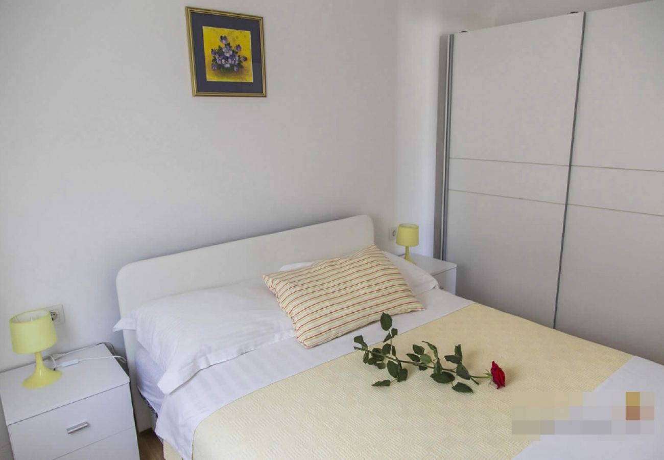 Apartament w Vir - Apartament w Vir z Widok na morze, balkon, Klimatyzacja, WIFI (3777-1)