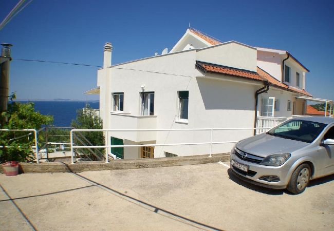 Apartament w Murter - Apartament w Murter z Widok na morze, taras, Klimatyzacja, WIFI (5026-1) Apartament w Murter - Apartament w Murter z Widok na morze, taras, Klimatyzacja, WIFI (5026-1)