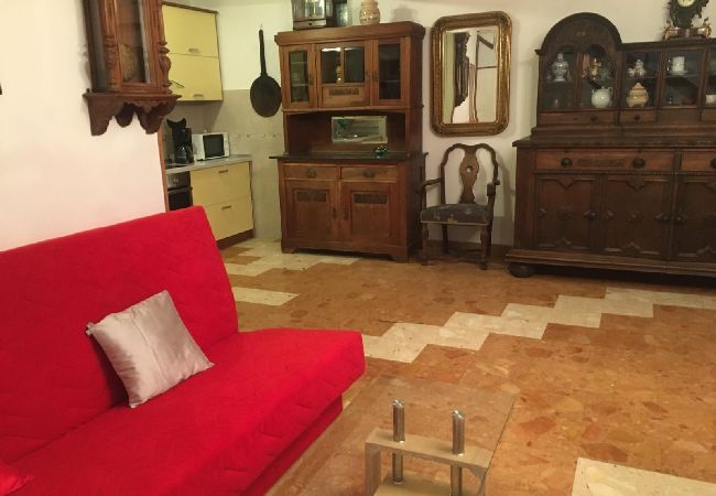 Dom w Pisak - Domek wypoczynkowy w Pisak z Widok na morze, taras, Klimatyzacja, WIFI (5023-4) Dom w Pisak - Domek wypoczynkowy w Pisak z Widok na morze, taras, Klimatyzacja, WIFI (5023-4)
