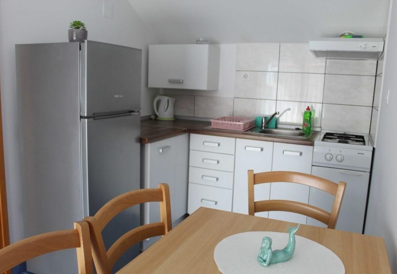 Apartament w Tribunj - Apartament w Tribunj z Widok na morze, balkon, Klimatyzacja, WIFI (5034-3)