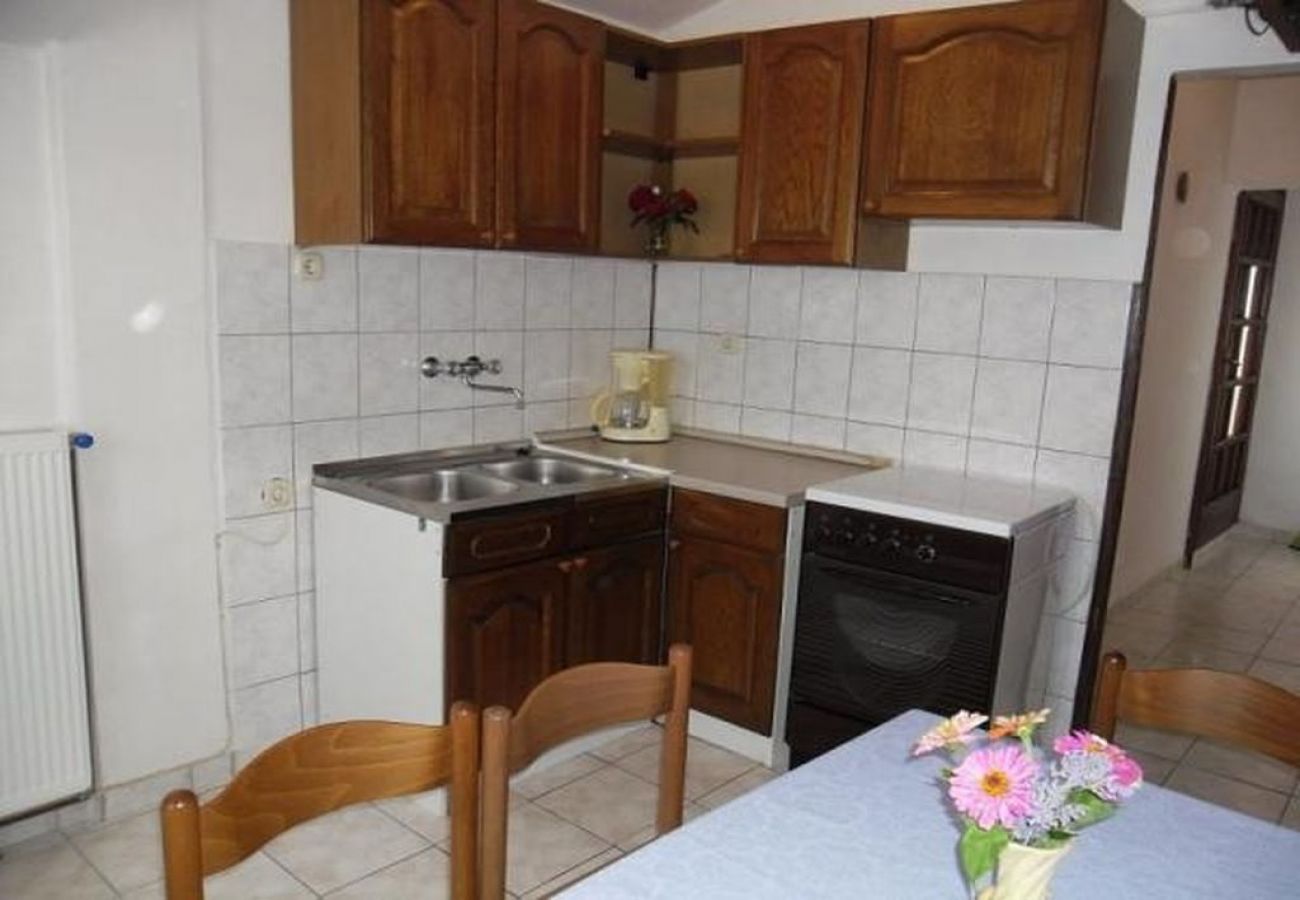 Apartament w Tribunj - Apartament w Tribunj z Widok na morze, balkon, Klimatyzacja, WIFI (5037-2)