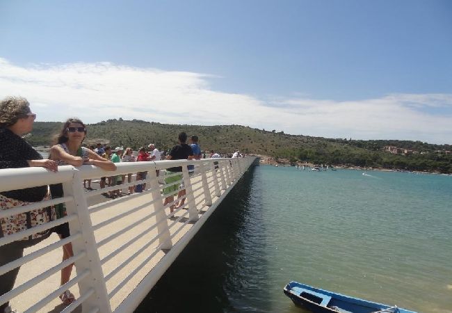 Apartament w Okrug Gornji - Apartament w Okrug Gornji z Widok na morze, balkon, Klimatyzacja, WIFI (5048-4) Apartament w Okrug Gornji - Apartament w Okrug Gornji z Widok na morze, balkon, Klimatyzacja, WIFI (5048-4)