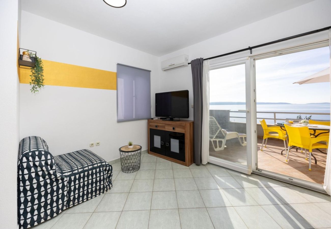 Apartament w Okrug Gornji - Apartament w Okrug Gornji z Widok na morze, taras, Klimatyzacja, WIFI (5049-3)