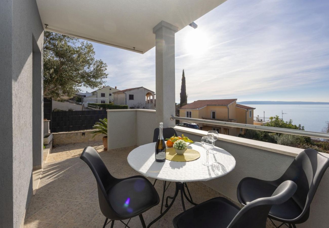 Apartament w Okrug Gornji - Apartament w Okrug Gornji z Widok na morze, Klimatyzacja, WIFI, Pralka (5049-1)