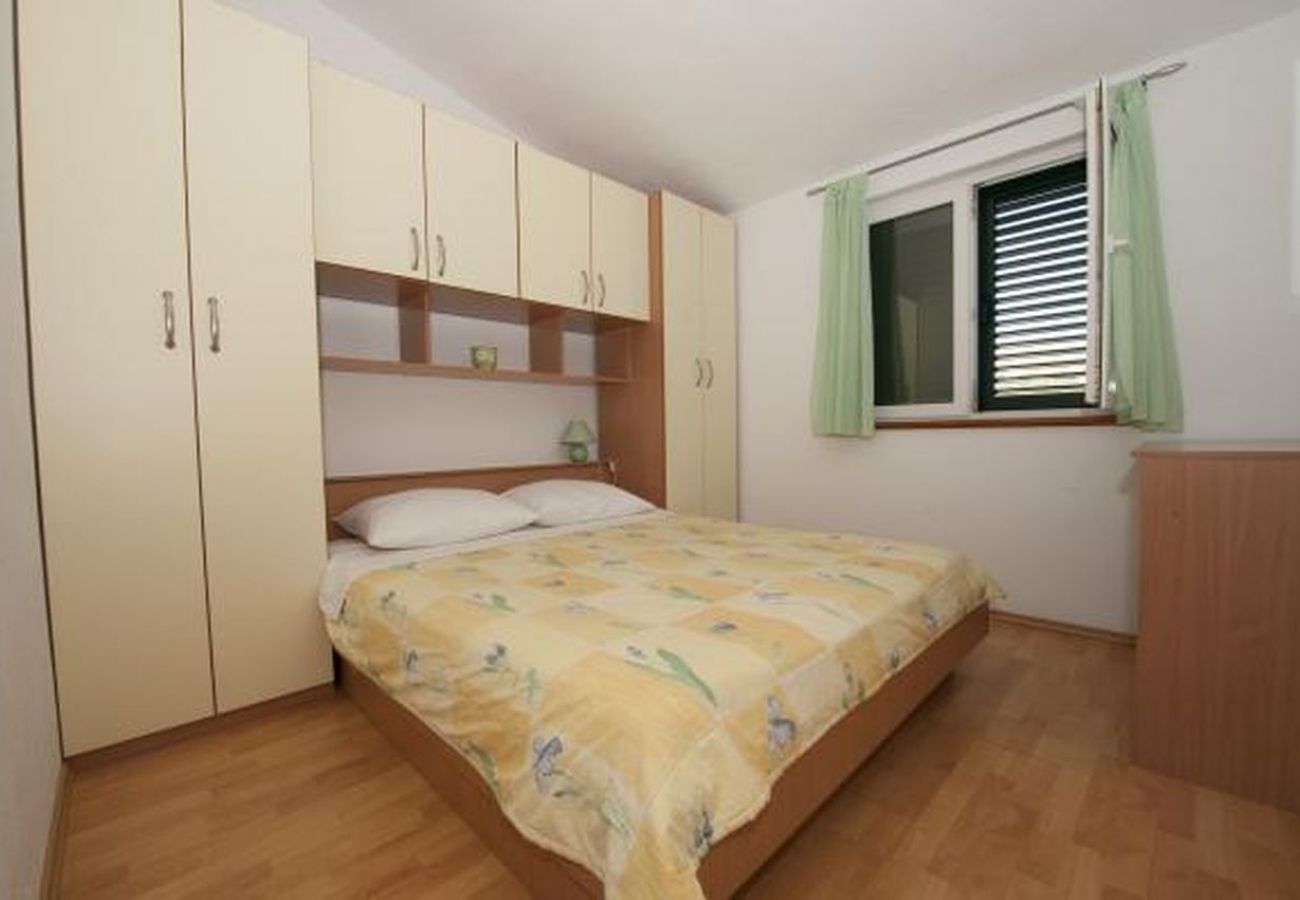 Apartament w Seget Vranjica - Apartament w Seget Vranjica z Widok na morze, balkon, Klimatyzacja, WIFI (5052-4)