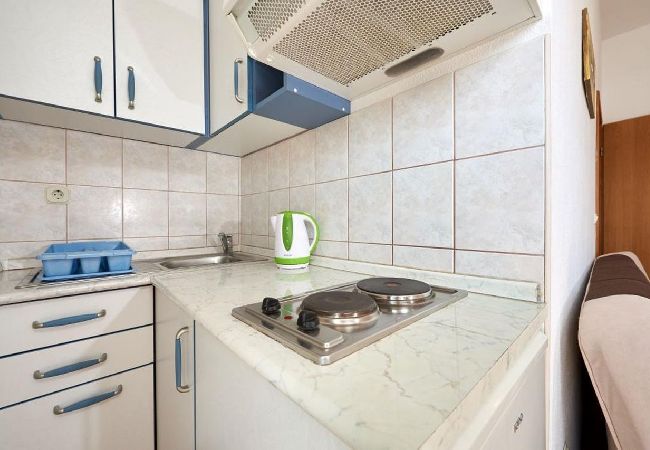 Apartament w Seget Vranjica - Apartament w Seget Vranjica z Widok na morze, balkon, Klimatyzacja, WIFI (5052-3) Apartament w Seget Vranjica - Apartament w Seget Vranjica z Widok na morze, balkon, Klimatyzacja, WIFI (5052-3)