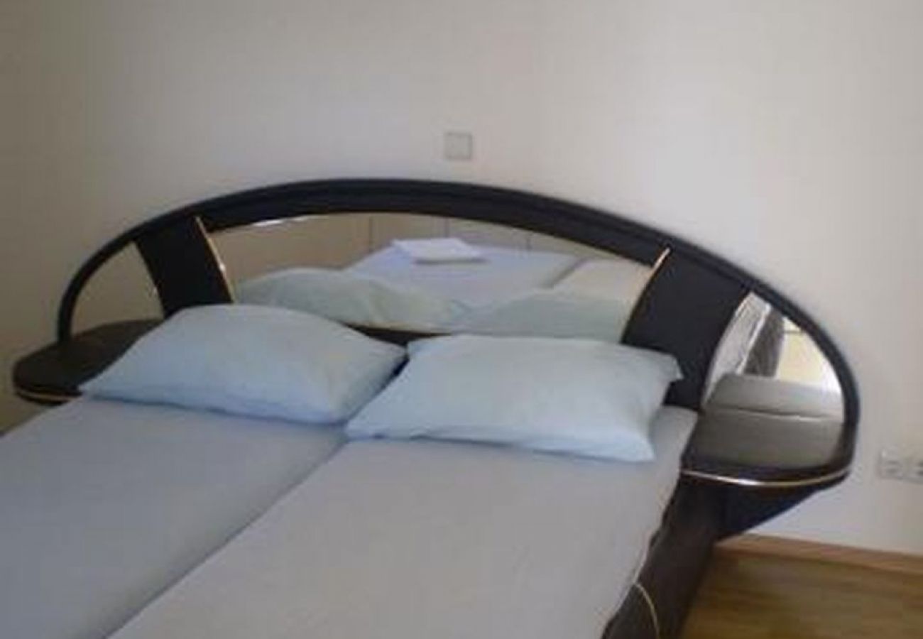 Apartament w Duce - Apartament w Duće z Widok na morze, balkon, Klimatyzacja, WIFI (5060-1)