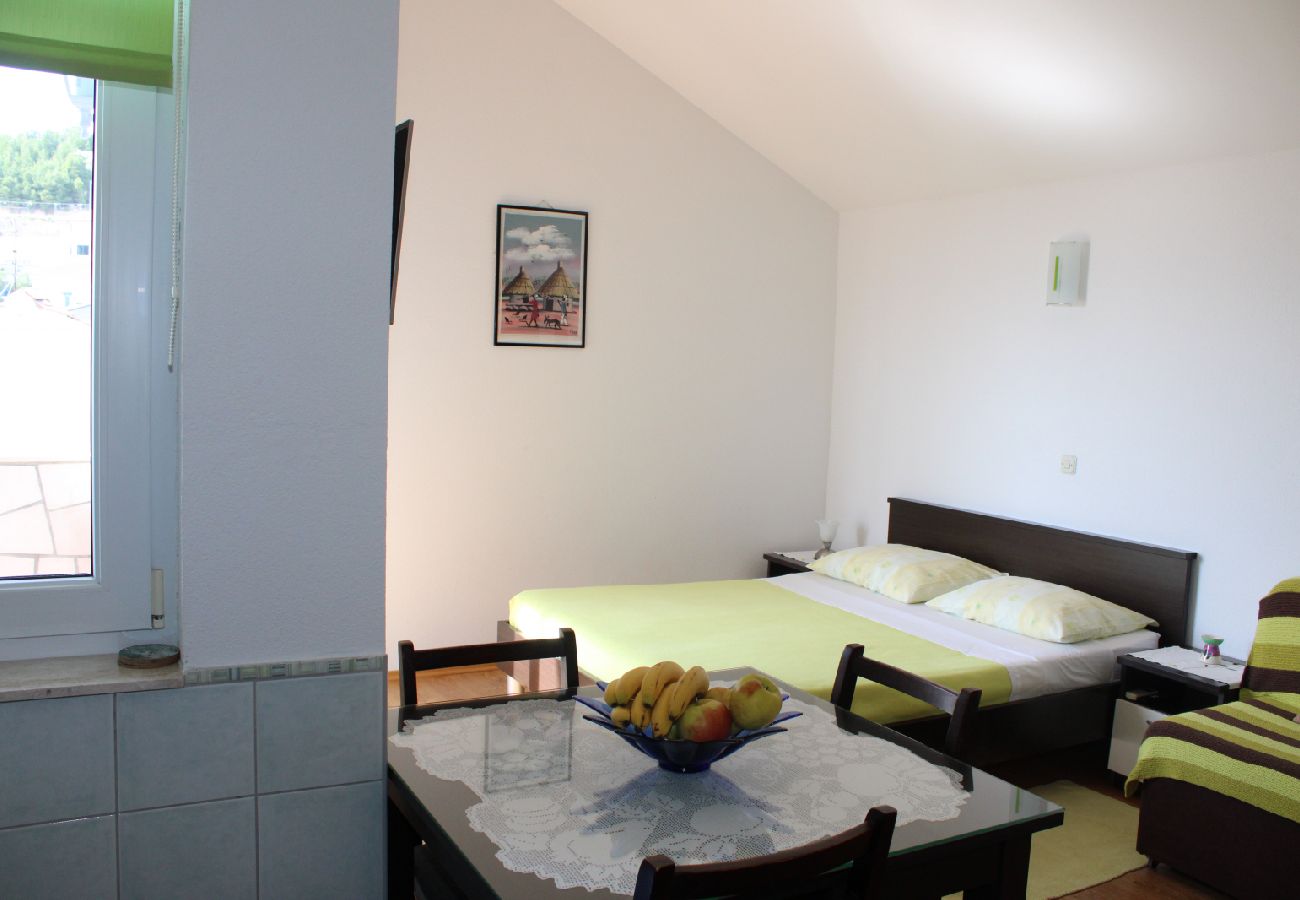 Studio w Duce - Apartament Studio w Duće z Widok na morze, balkon, Klimatyzacja, WIFI (5067-6)