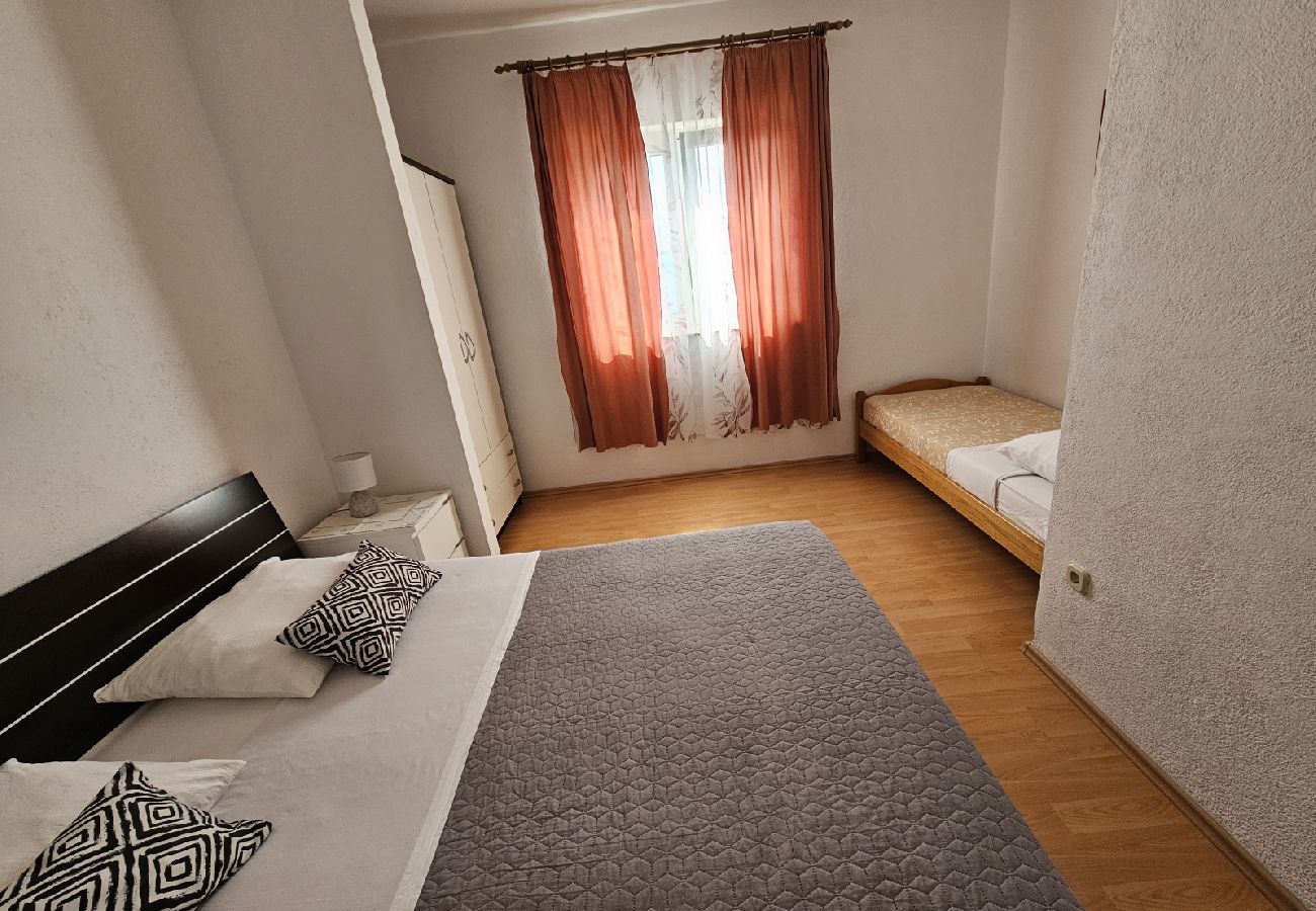 Apartament w Duce - Apartament w Duće z Widok na morze, balkon, Klimatyzacja, WIFI (5067-2)