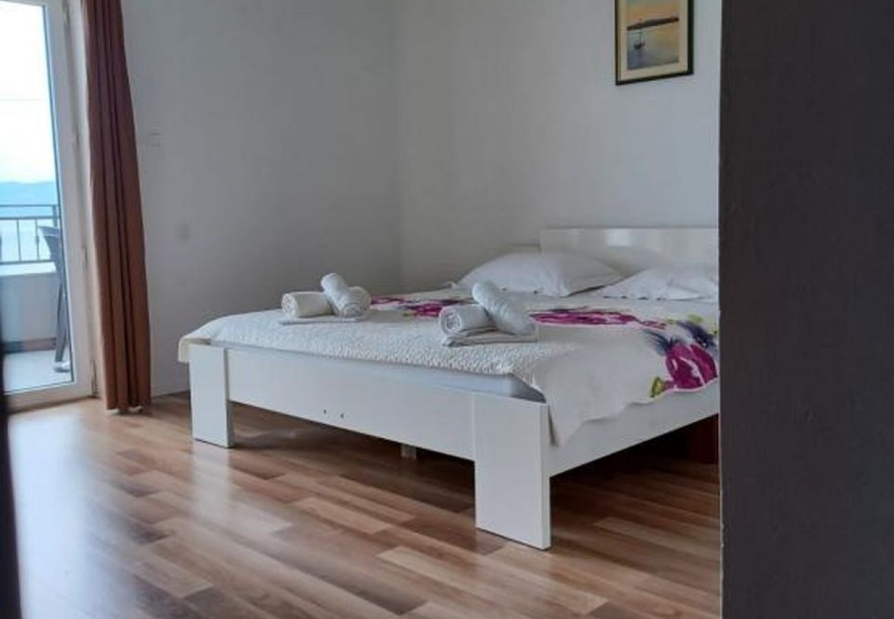 Apartament w Duce - Apartament w Duće z Widok na morze, taras, Klimatyzacja, WIFI (5064-1)