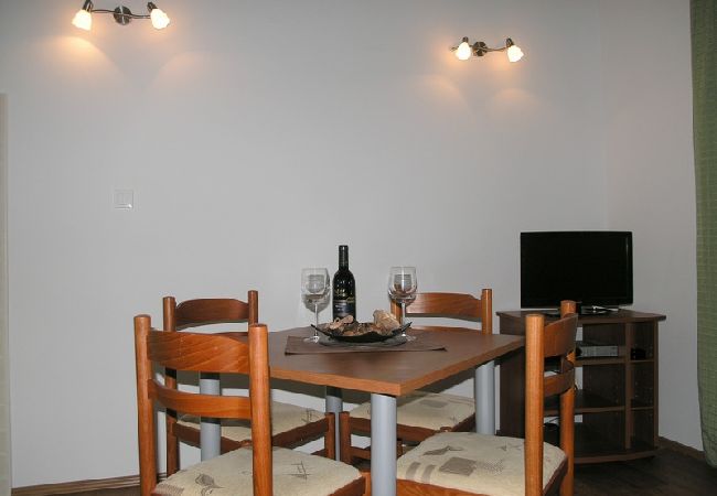 Apartament w Okrug Gornji - Apartament w Okrug Gornji z Widok na morze, taras, Klimatyzacja, WIFI (5069-4) Apartament w Okrug Gornji - Apartament w Okrug Gornji z Widok na morze, taras, Klimatyzacja, WIFI (5069-4)