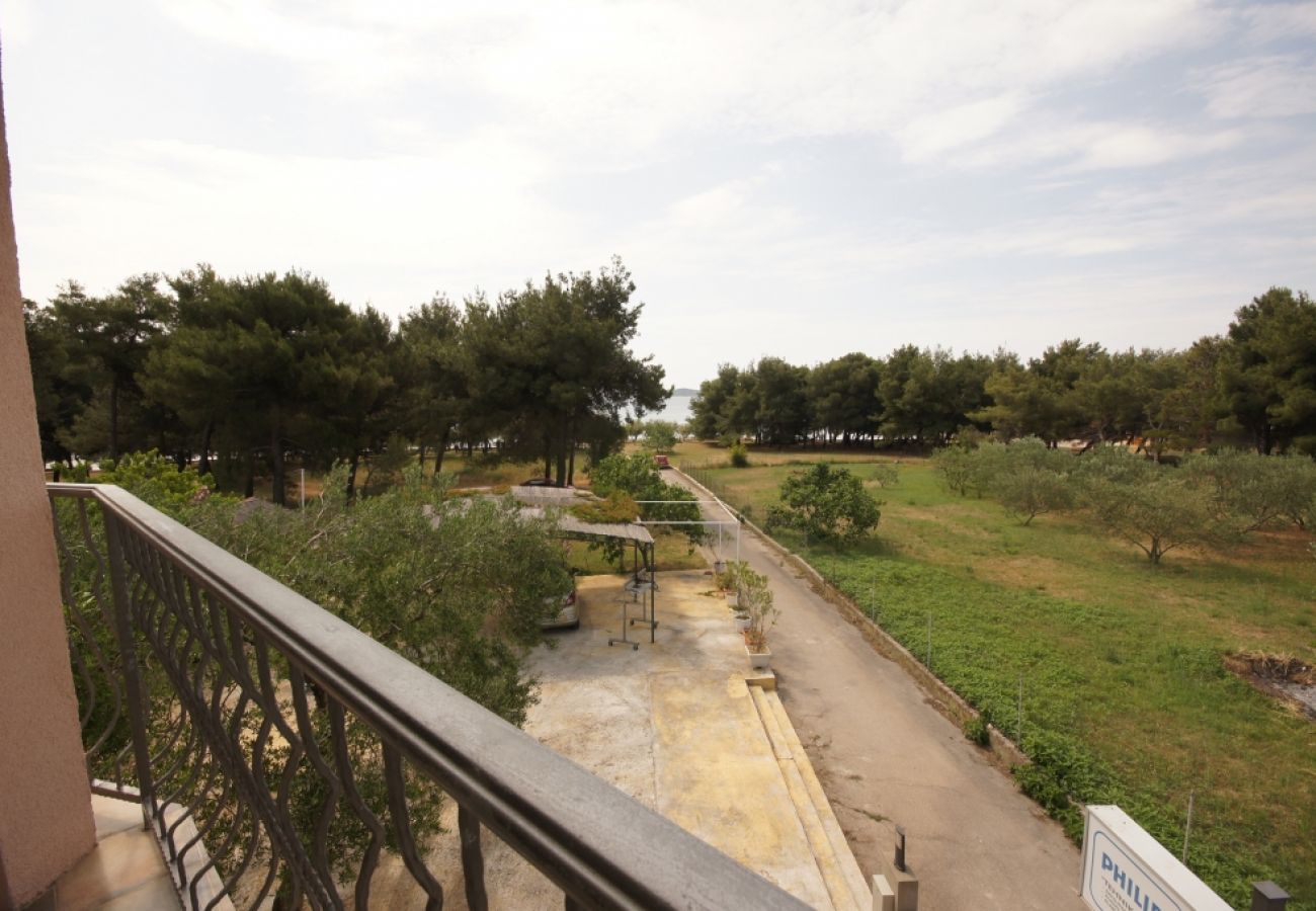 Apartament w Vodice - Ferienwohnung in Vodice mit Meerblick, Terrasse, Klimaanlage, W-LAN (144-2)