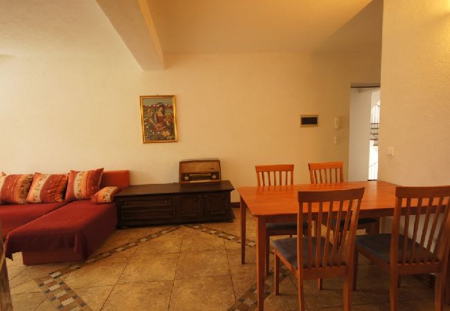 Apartament w Vodice - Ferienwohnung in Vodice mit Meerblick, Terrasse, Klimaanlage, W-LAN (144-1) Apartament w Vodice - Ferienwohnung in Vodice mit Meerblick, Terrasse, Klimaanlage, W-LAN (144-1)