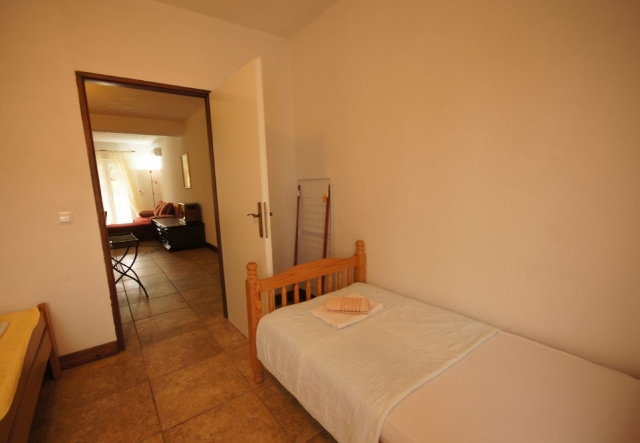 Apartament w Vodice - Ferienwohnung in Vodice mit Meerblick, Terrasse, Klimaanlage, W-LAN (144-1)